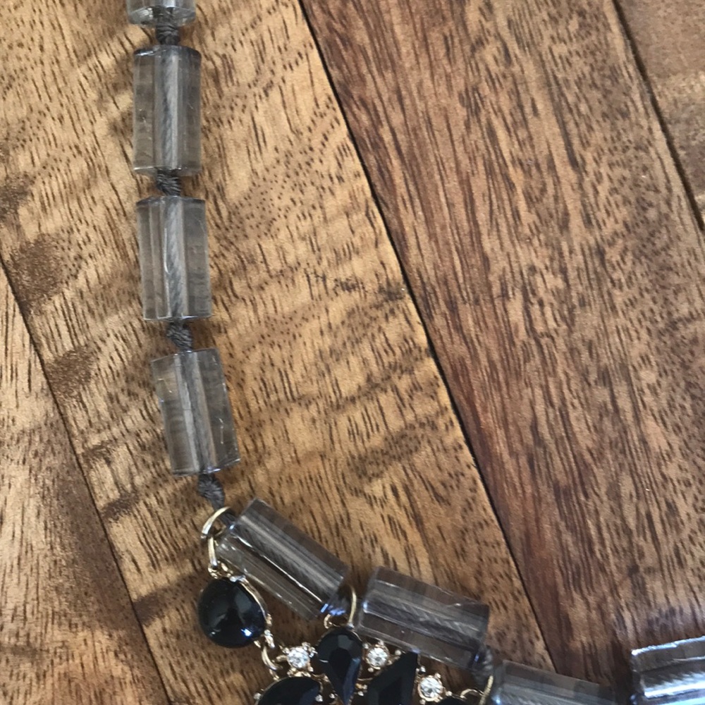 Statement necklace - Picture 3 of 5